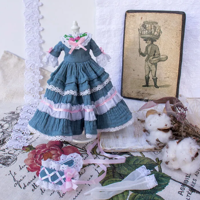 Here Are Some Of My Handmade Dresses For Dolls (5 Pics)