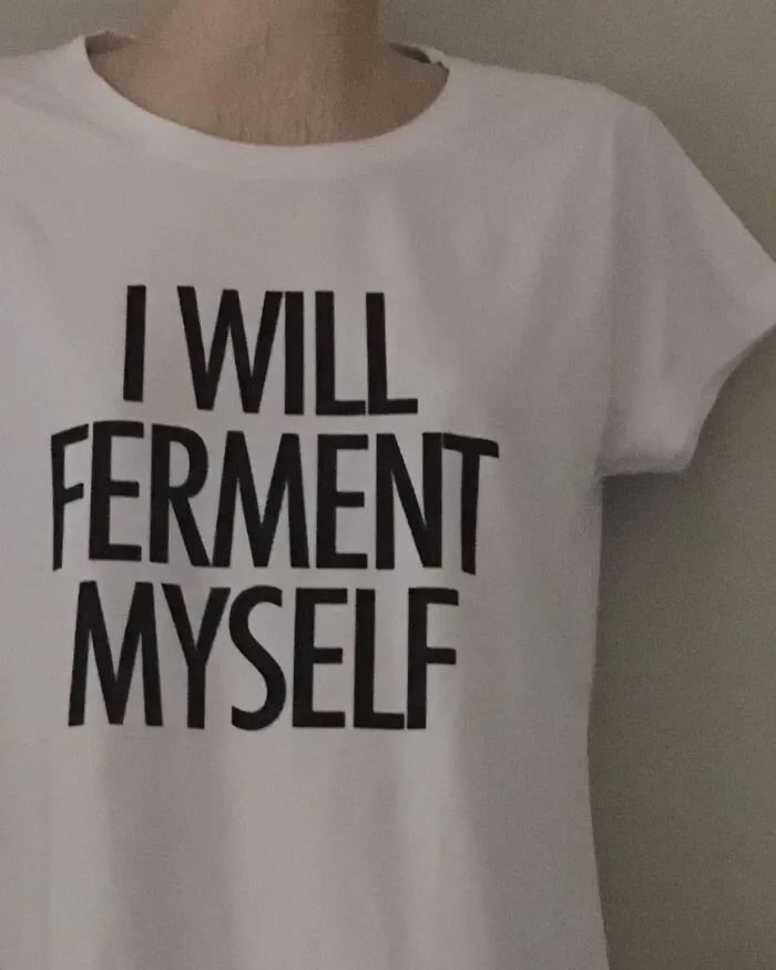 50 Times People Spotted The Most ‘Cursed Shirts’ In The Wild And Had To Share Them Online