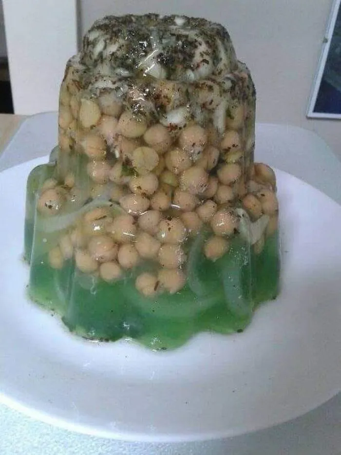 I Hardly Know Where To Start With This.....thing.  What The Hell Am I Looking At Here?