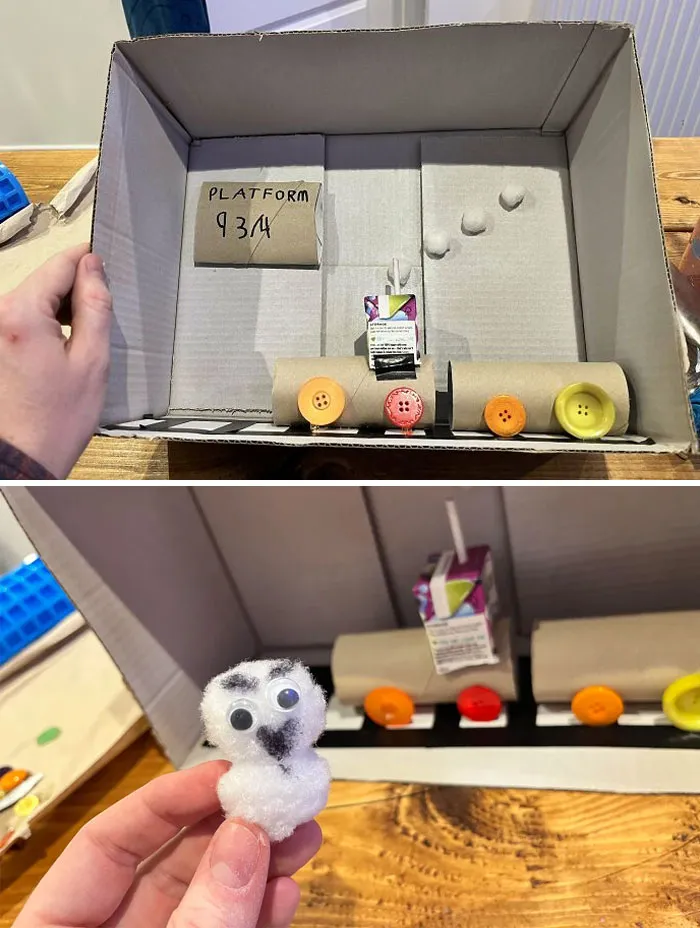 Una hora antes de irse a la cama, mi hijo me dijo que necesitaba una miniatura de cartón de su libro favorito, para llevar mañana al cole. Me ha salido clavado, sobre todo Hedwig.