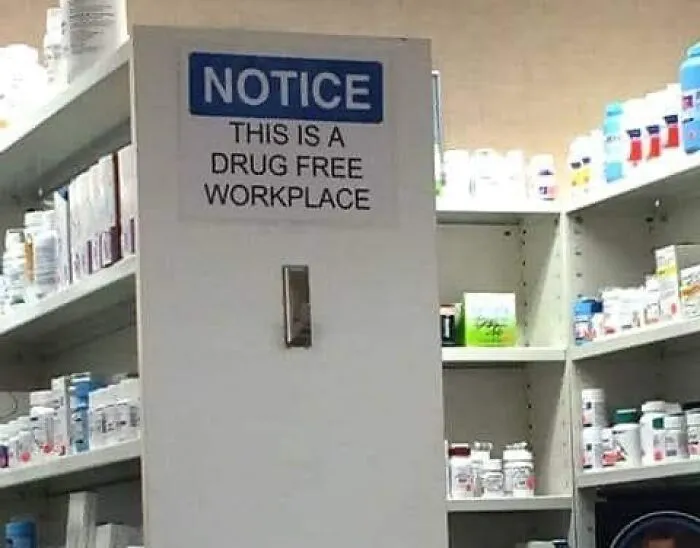 30 Hilariously Useless, Unsuccessful And/Or Unpopular Signs (New Pics)