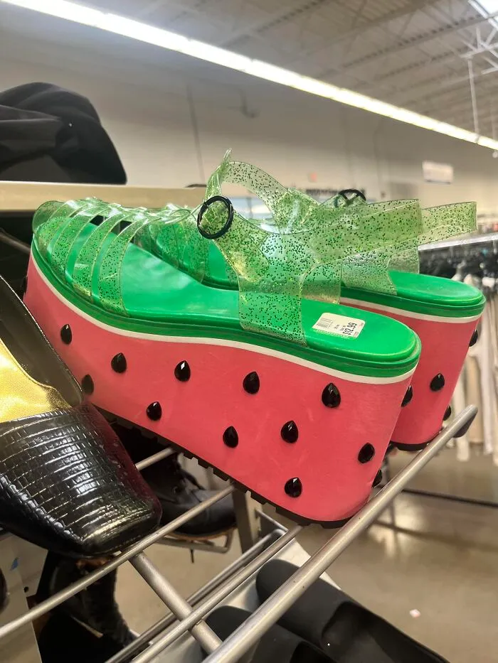 Found At Goodwill In Murfreesboro, Tn Loved Them! Didn’t Get Them They Weren’t My Size. They Were Size 11!