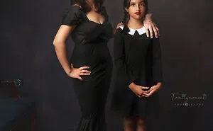 Spooky Fun With My Daughter: A Chillingly Adorable Addams Family Photoshoot (6 Pics)