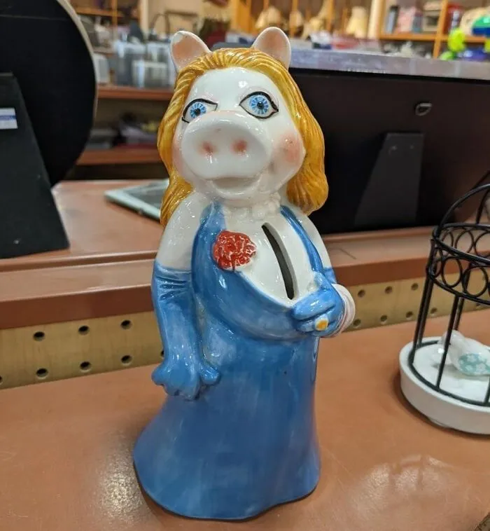20 Increíbles hallazgos artísticos en tiendas de 2ª mano que había que compartir