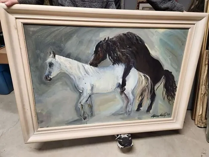 20 Increíbles hallazgos artísticos en tiendas de 2ª mano que había que compartir