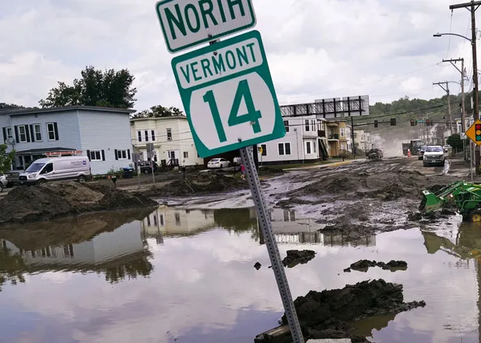 “Danger Can Sneak Up On You”: 30 Americans Share Places To Avoid At All Costs