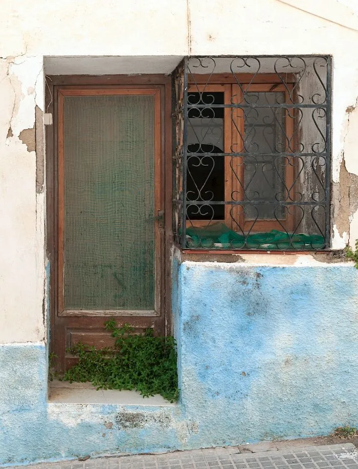 “When The Restrooms Have Blue Lights”: Netizens Share 30 Ways To Identify Bad Neighborhoods