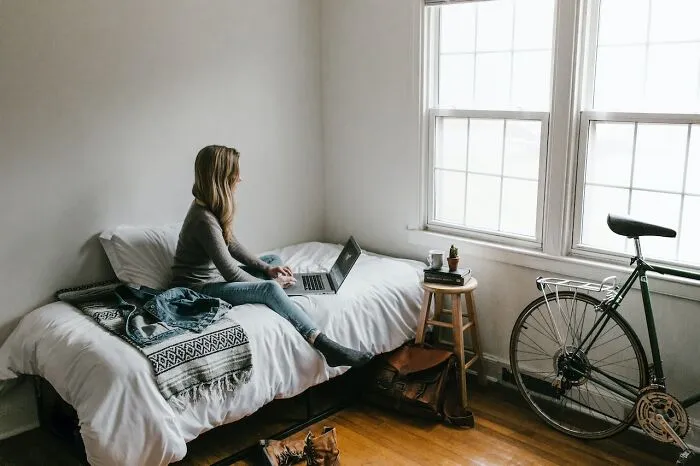 People Who Know Influencers In Real Life Are Revealing What Their Lives Are Really Like (30 Answers)