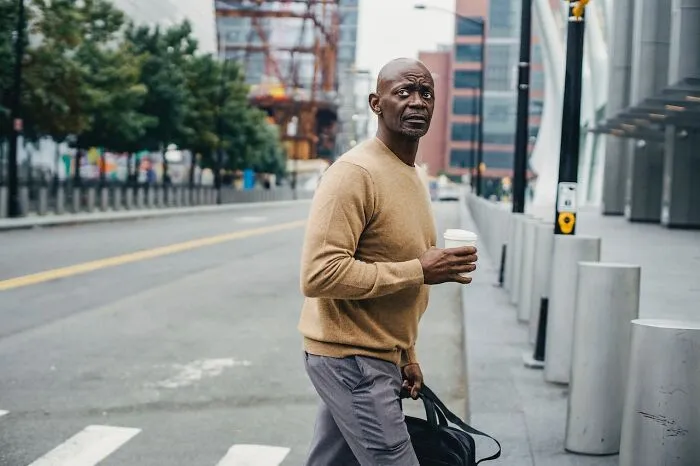 40 "Street Smart" Tips That Everyone Should Know