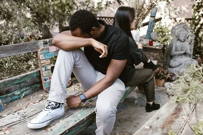 "What Screams 'We Are Not Going To Last Long' For Couples?" (50 Answers)