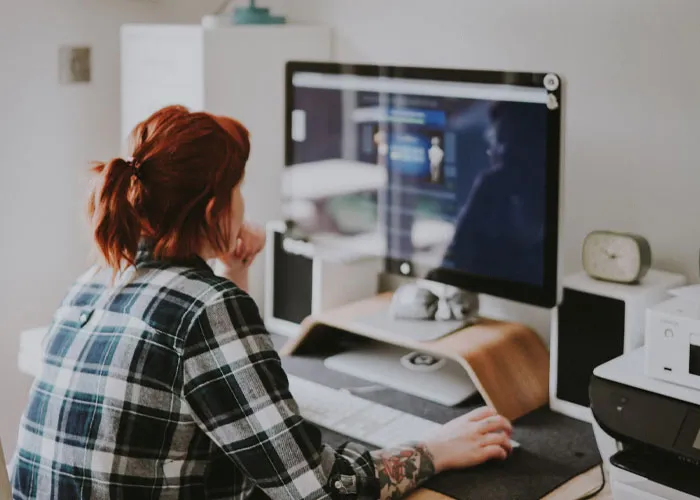30 Rich Women Who Work From Home Share What They Do For A Living