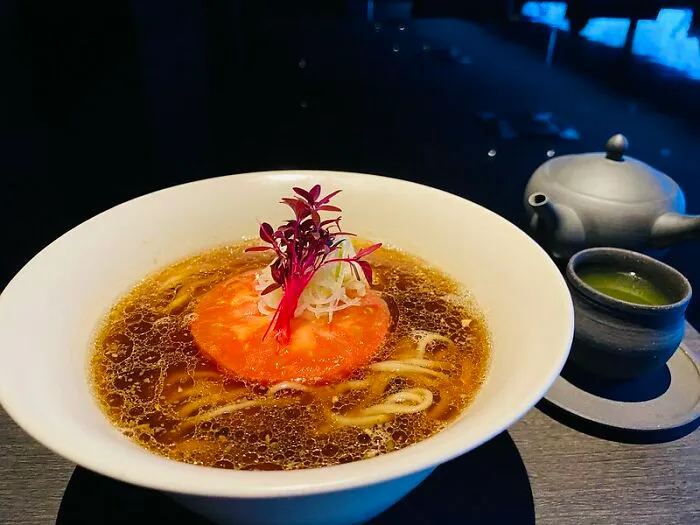 "Kylie Jenner Ramen 'Recipe'": 30 Stupid Food Trends Started On Social Media, According To Folks Online