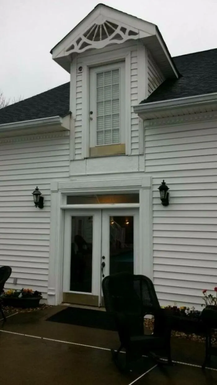 30 Construction Fails That Might Make You Both Laugh And Cry (New Pics)