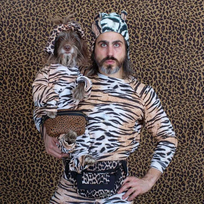 Human-Animal Doppelgangers: 30 Captivating Photographs Of A “Dog Dad” And His Pup Companion In Matching Outfits (New Pics)