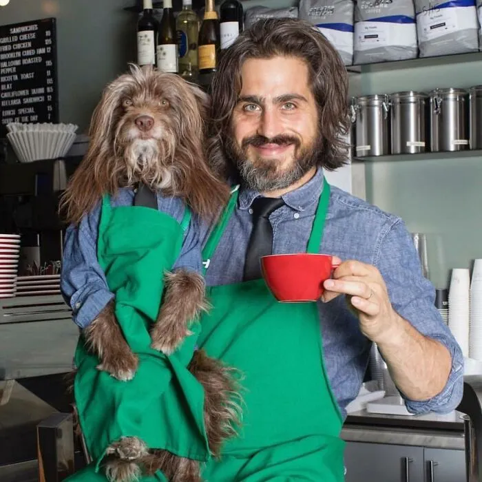 Human-Animal Doppelgangers: 30 Captivating Photographs Of A “Dog Dad” And His Pup Companion In Matching Outfits (New Pics)