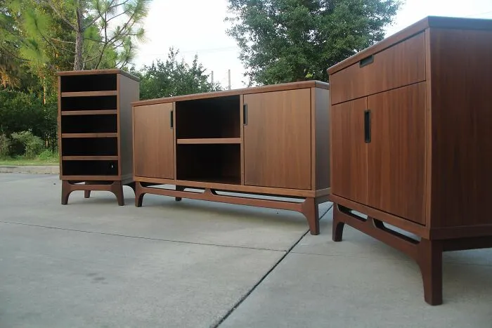 Diferentes muebles que he hecho con maderas de nogal