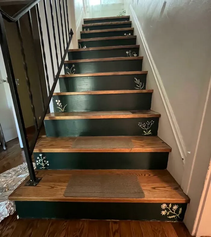 I Painted My Stairs With Little Folk Art Flowers! Now I Need To Decide What Color To Paint The Walls