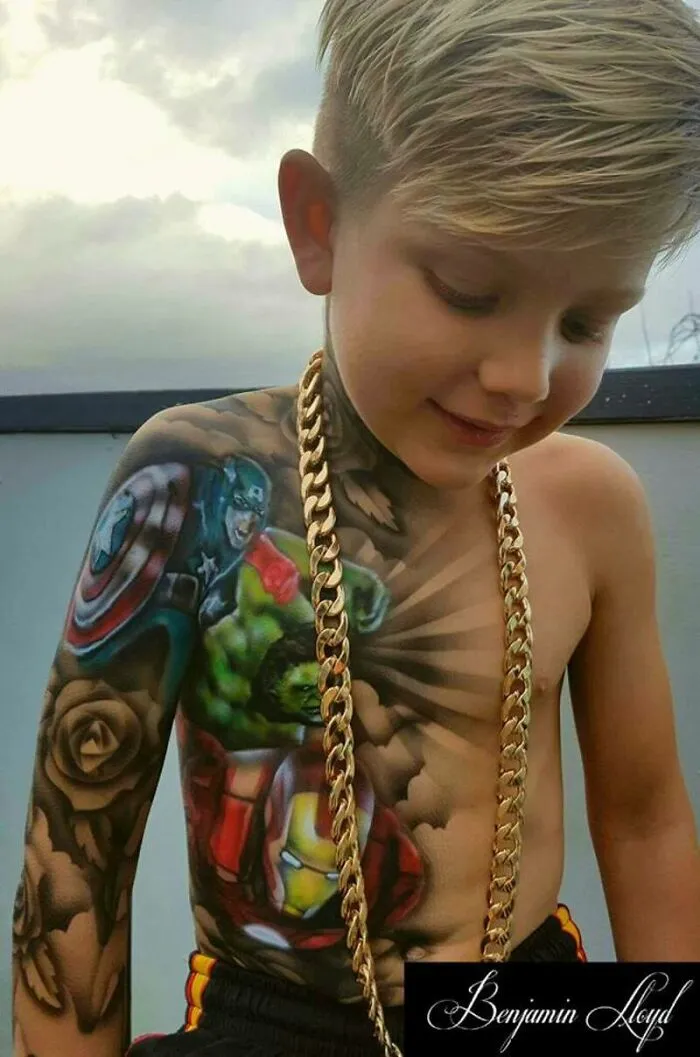 This Artist Gives Hospitalized Kids Spray-On “Tattoos” To Make Their Days Brighter, And Here’s The Result (24 New Pics)
