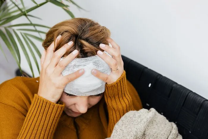 This Viral Thread Has People Pointing Out Things People Should Avoid Like The Plague (43 Answers)