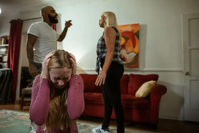 37 Of The Absolute Worst Lies Kids Ever Caught Their Parents Telling, As Listed Online