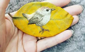 I Love To Create Lifelike Needle Paintings On Real Leaves (6 Pics)