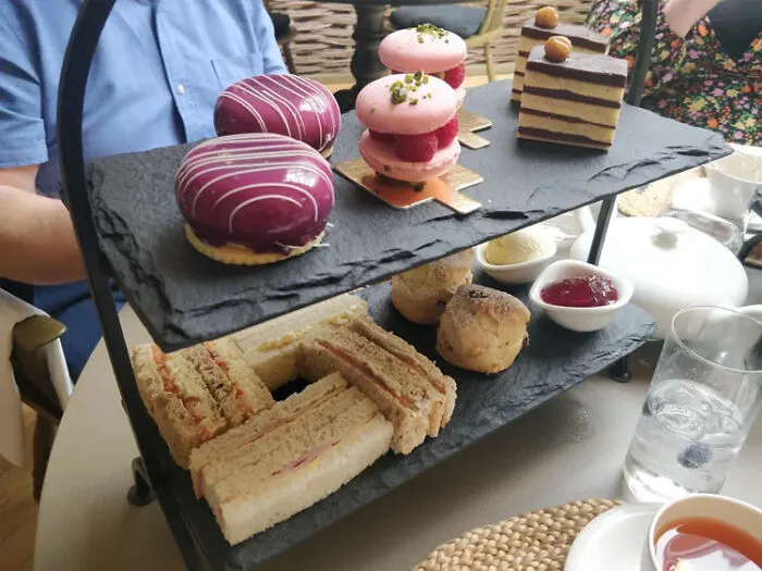 Woman Goes Viral With 50 ‘Socially Acceptable’ Things In The UK That Would Confuse Americans