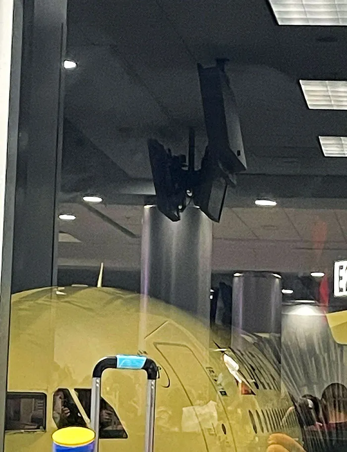 I Was Going On A Family Cruise Trip. Flight Got Delayed Three Times, And After All That, The Flight Got Canceled. Now We Missed The Cruise, And Waited At The Airport For 7 Hours