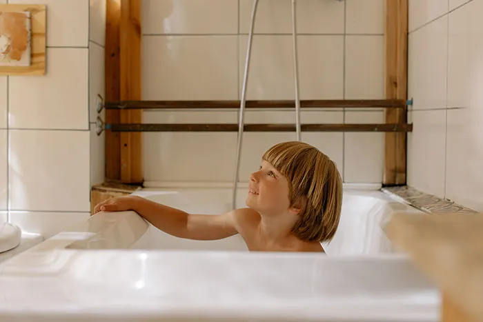 50 Weirdest Lies Told By Parents That People Caught On To Way Too Late