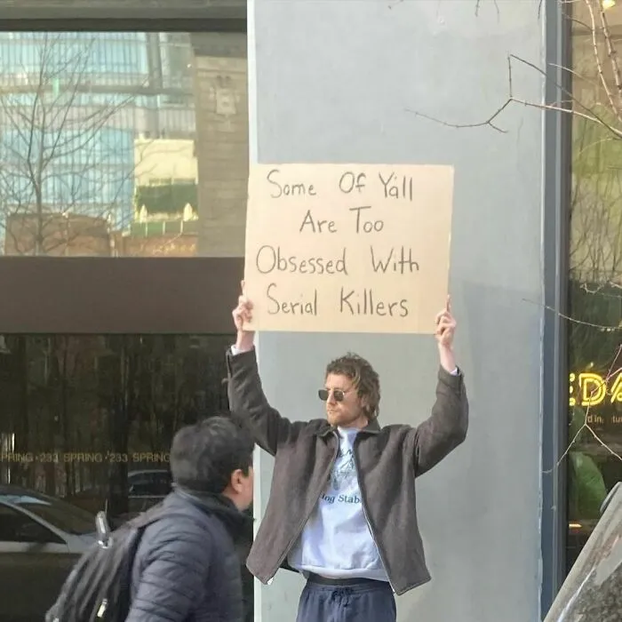 50 Times “Dude With Sign” Did Everyone A Public Service And Protested Everyday Annoying Things (New Pics)