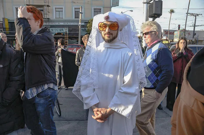 My 30 Photographs Documenting Daily Life Amidst San Francisco's Residents And Workers