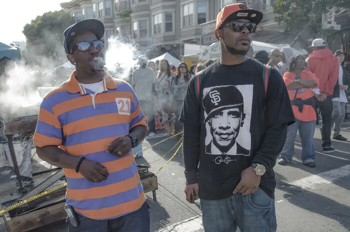 My 30 Photographs Documenting Daily Life Amidst San Francisco's Residents And Workers