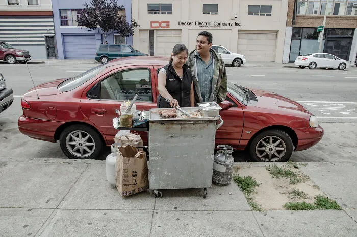 My 30 Photographs Documenting Daily Life Amidst San Francisco's Residents And Workers