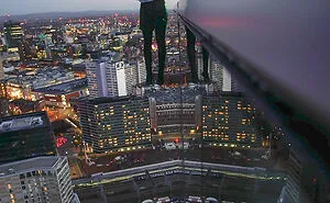 30 Times People Posted Unnerving Pics Of Great Heights That Made Others Say "Hell No"