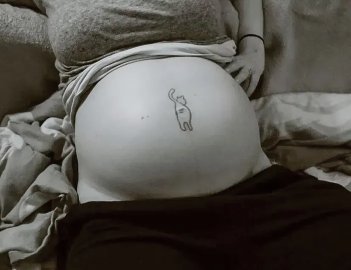 Dibujo de mi marido en mi barriga