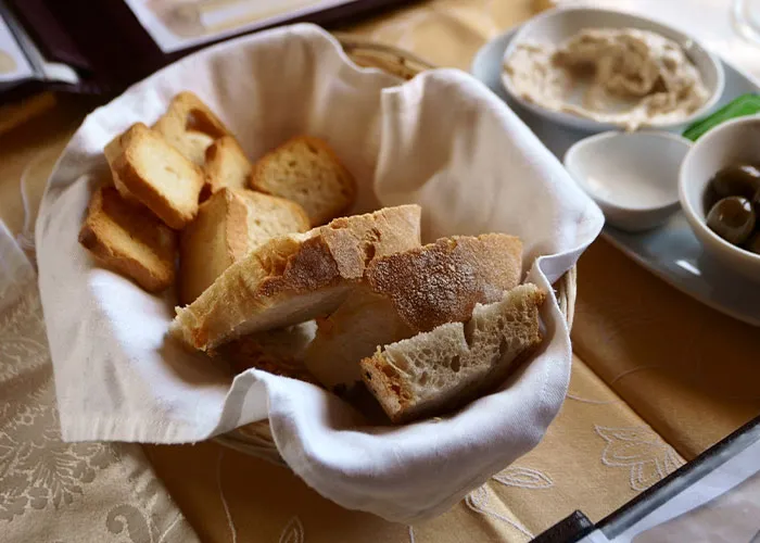 30 People Reveal Restaurant Green Flags That Indicate You Should Definitely Eat There
