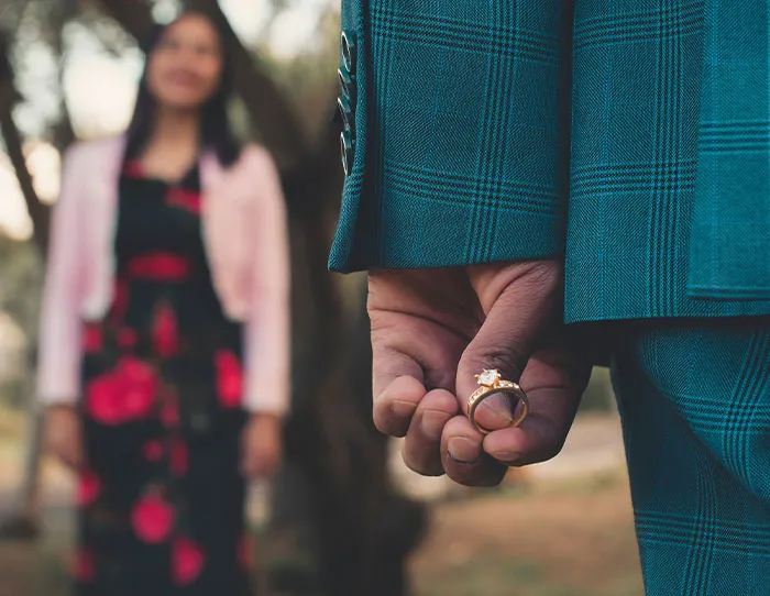 People Who Had A Deal To Get Married To Their Friends If They Were Single By 30 Share What Happened