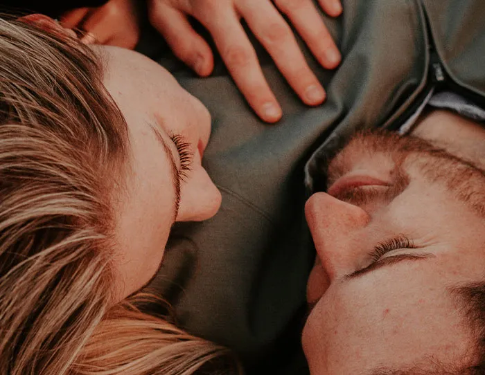 People Who Had A Deal To Get Married To Their Friends If They Were Single By 30 Share What Happened