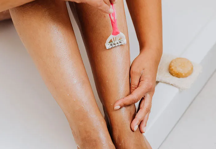 30 People Share Social Norms That They Find Weird, Make A Lot Of Hilariously Valid Points
