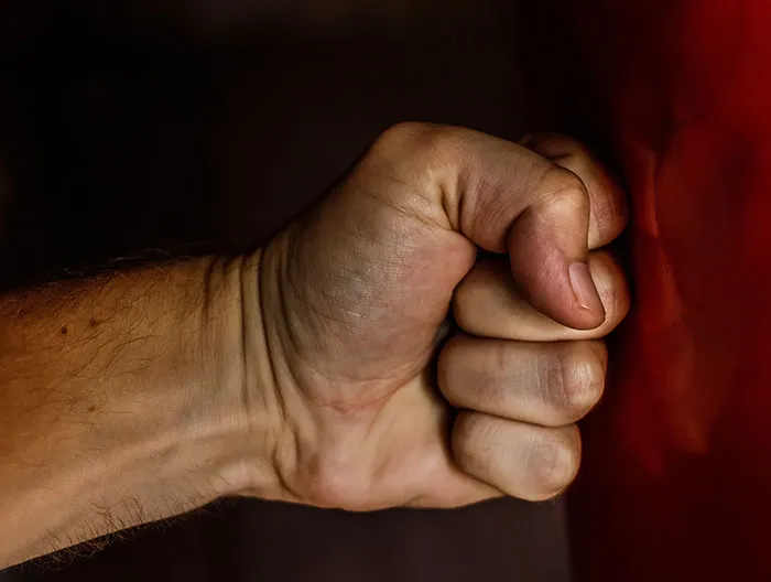 30 People Share Social Norms That They Find Weird, Make A Lot Of Hilariously Valid Points