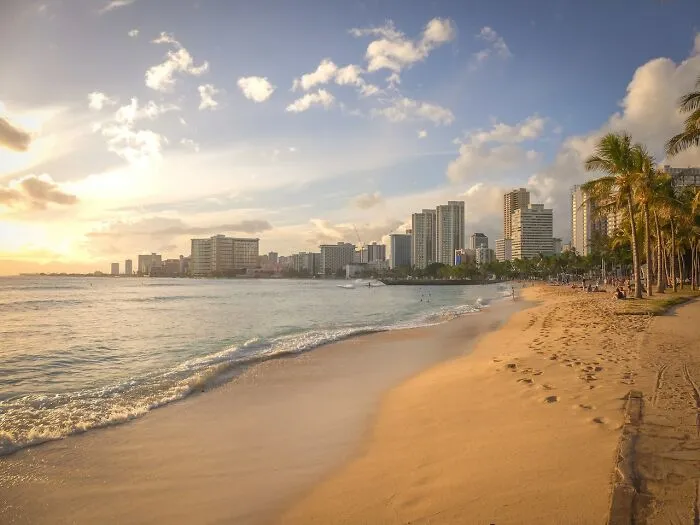 Someone Asked “What Is The Dumbest Travel Mistake You’ve Made?”, 30 Folks Delivered
