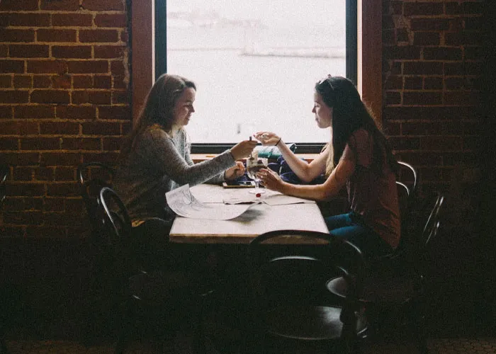 30 Kids That Experienced Growing Up In A Polyamorous Family Share What It Was Like