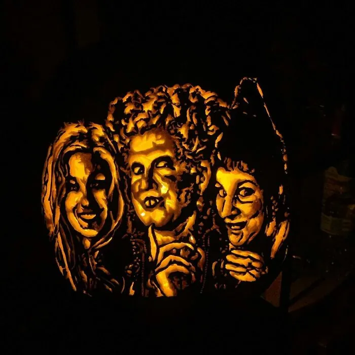 Friend’s Hocus Pocus Pumpkin Carving