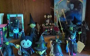 Hey Pandas, What’s Something Random You Have On Your Bookshelf?