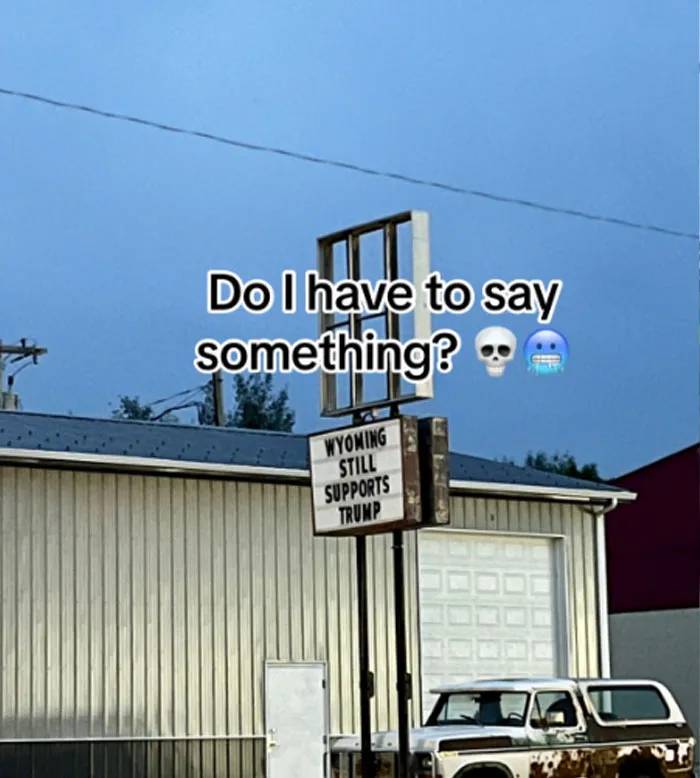 “Pavement Just Randomly Ends”: 30 Common USA Things That Confuse Foreigners