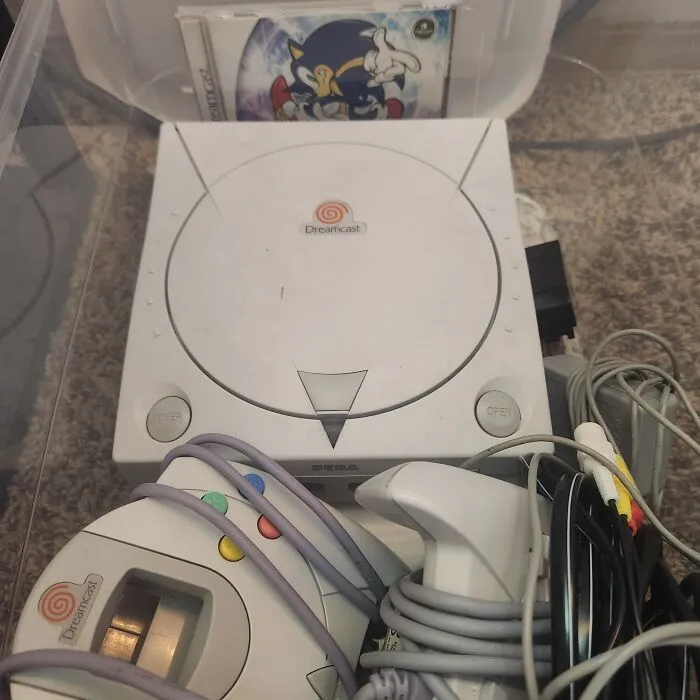 Borrowed From My Grandparents, But Neither They Nor My Cousins Want Me To Bring It Back To Their House