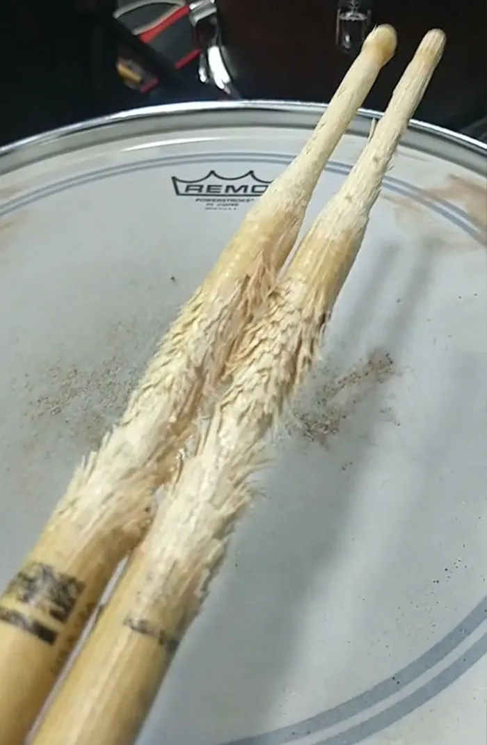 50 Objetos tan destrozados que deberían estar hace tiempo en la basura