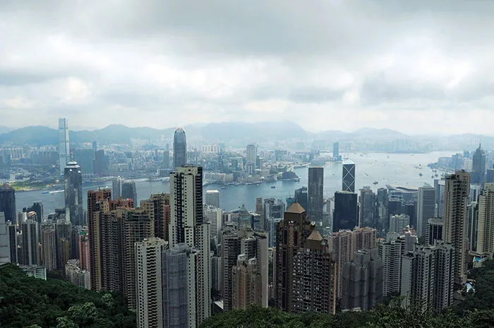 Victoria Harbour, Hong Kong, China - 4.89/10