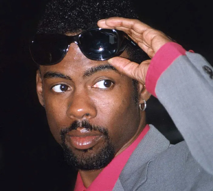 50 Celebrities That Lived Up To Their Reputation Or Failed Miserably, As Per Waiters