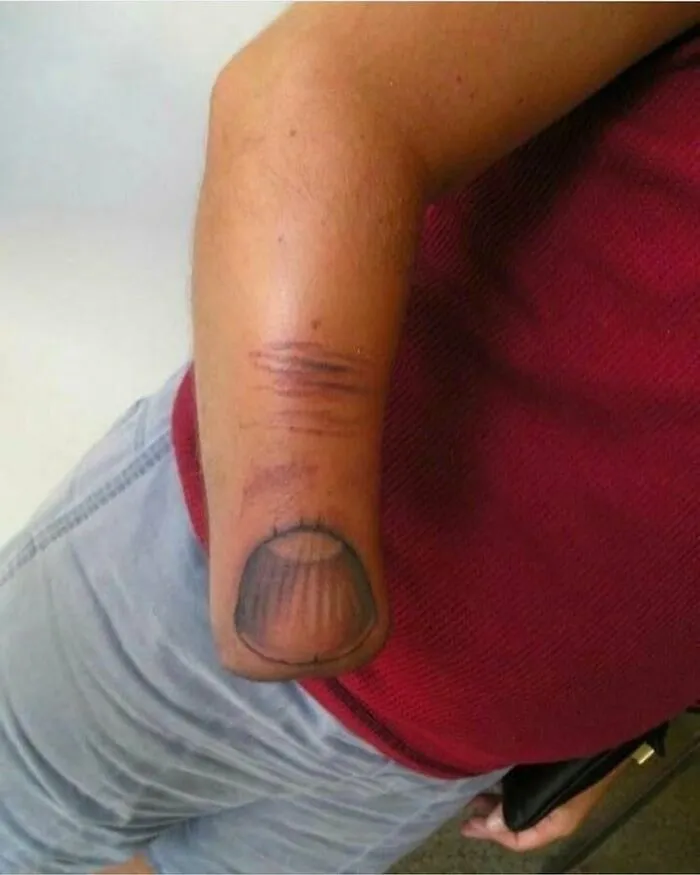 30 Personas que no se dan cuenta de lo horribles que son sus tatuajes (nuevas imágenes)
