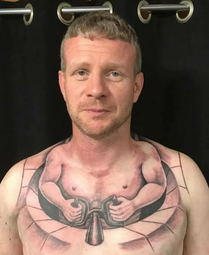 30 Personas que no se dan cuenta de lo horribles que son sus tatuajes (nuevas imágenes)